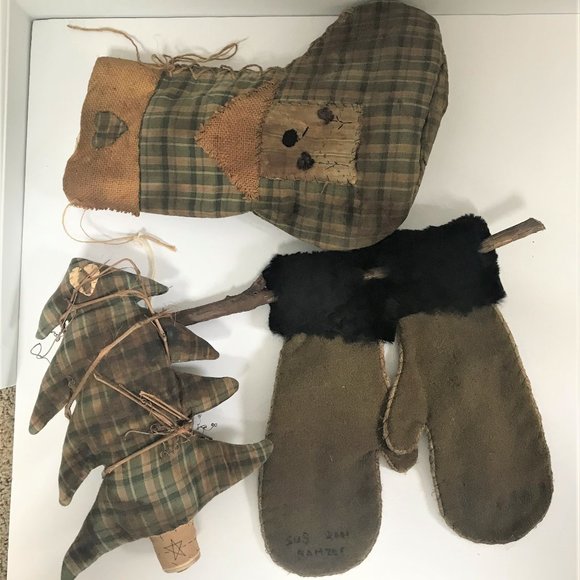 Handmade Christmas Primitives - Decorations (3) - Picture 2 of 9